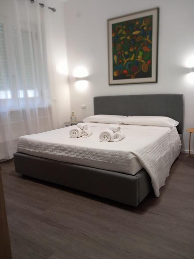 Dante 134 Rooms Кальярі Екстер'єр фото